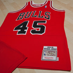 Chicago Bulls Michael Jordan 1994-95 Road 45 Authentic Jersey sale - Red sale - Mens