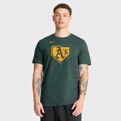 Athletics Icon T-Shirt Green | Nike