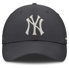 New York Yankees Club Dri-FIT Adjustable Hat Anthracite | Nike