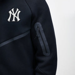New York Yankees Tech Fleece Raglan Full-Zip Windrunner Hoodie Black | Nike