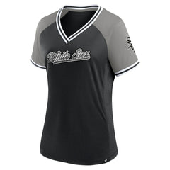 Chicago White Sox Women's Glitz & Glam League Diva Raglan V-Neck T-Shirt Black