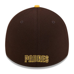 San Diego Padres 2025 MLB Clubhouse 39THIRTY Flex Hat Brown/Gold | New Era