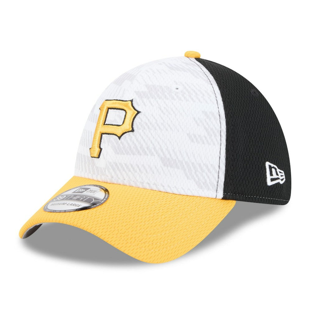 Pittsburgh Pirates 2025 MLB Clubhouse 39THIRTY Flex Hat Black/Gold | New Era