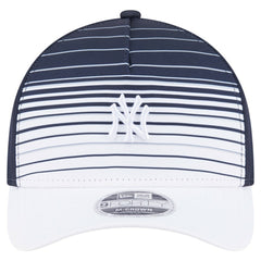 New York Yankees Gradient 9FORTY M-Crown Adjustable Hat Navy | New Era
