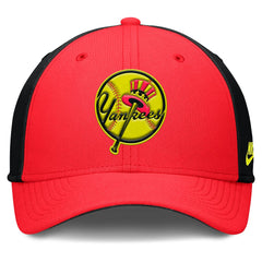 New York Yankees Neon 90s Rise SwooshFlex Hat Crimson/Black | Nike
