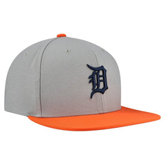 Detroit Tigers Basic Flip Snapback Hat Gray | Mitchell & Ness