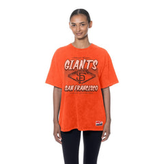 San Francisco Giants Women's Mineral Wash Oversized T-Shirt Orange | New Era