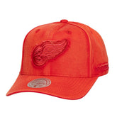 Detroit Red Wings Mitchell & Ness Downtown Snow Wash Pro-Crown Adjustable Hat Red