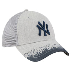New York Yankees Visor Paint Splatter 39THIRTY Flex Hat Gray | New Era