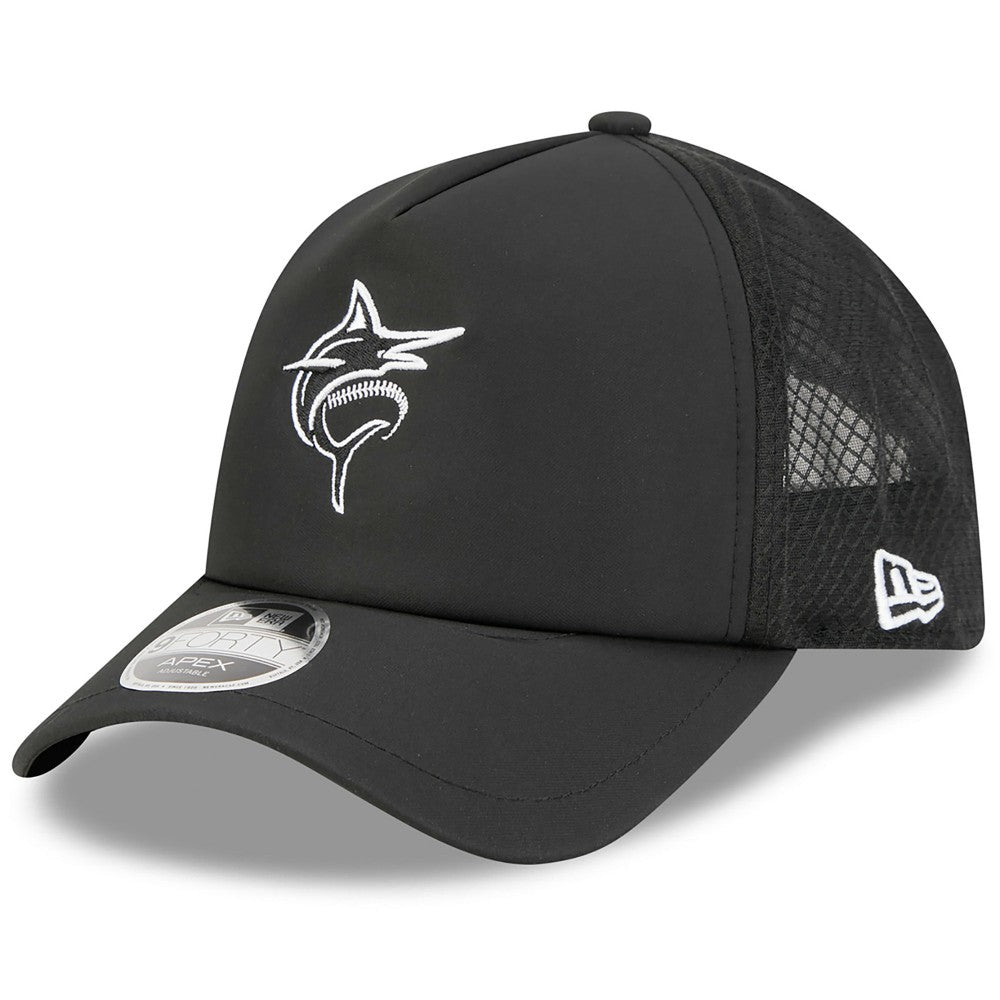 Miami Marlins 2026 Batting Practice Alternate Apex 9FORTY Adjustable Hat Black | New Era