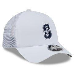 Seattle Mariners 2026 Batting Practice Apex 9FORTY Adjustable Trucker Hat White | New Era
