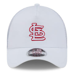 St. Louis Cardinals 2026 Batting Practice Apex 9FORTY Adjustable Trucker Hat White | New Era