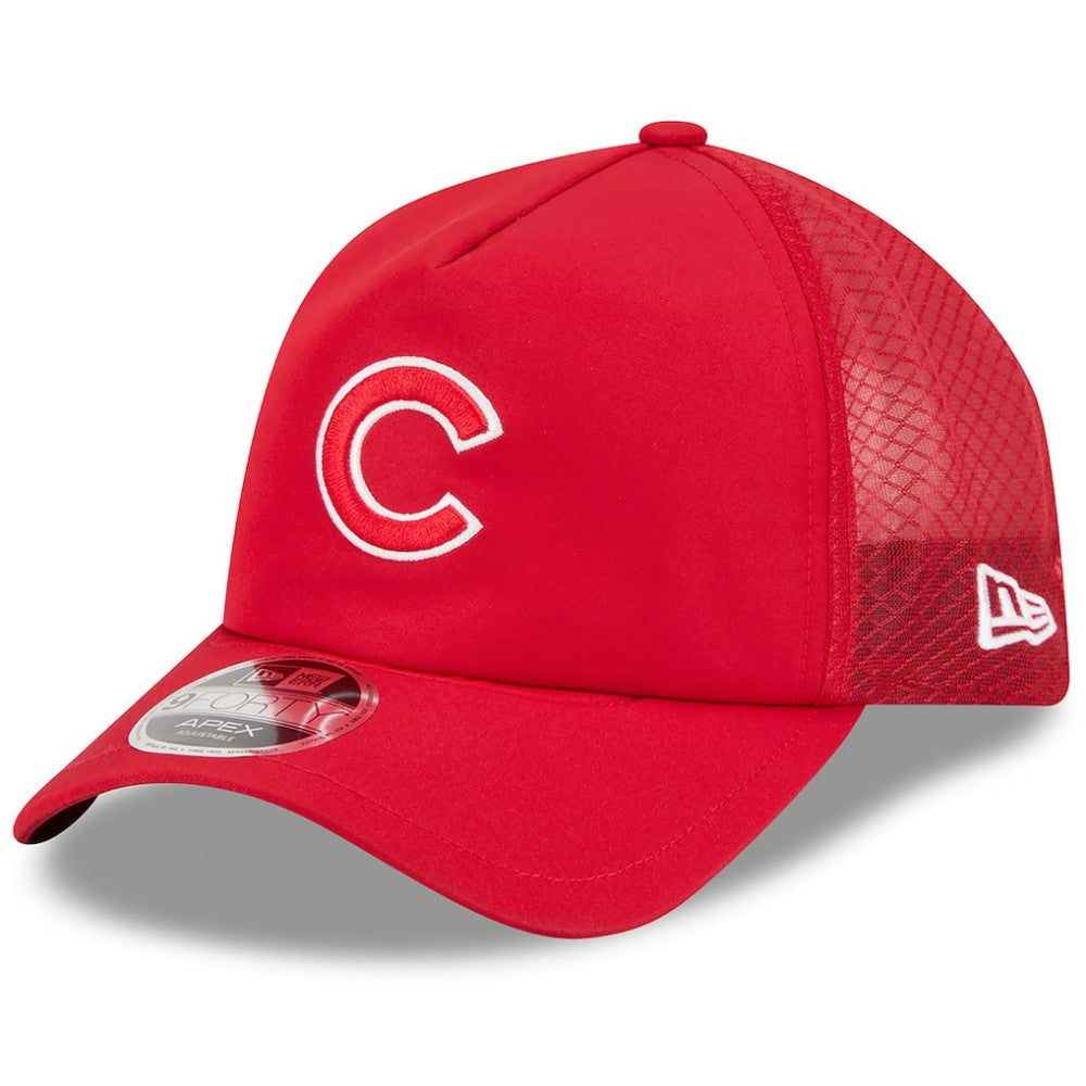 Chicago Cubs 2026 Batting Practice Apex 9FORTY Adjustable Trucker Hat Red | New Era