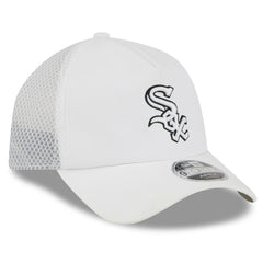 Chicago White Sox 2026 Batting Practice Apex 9FORTY Adjustable Trucker Hat White | New Era