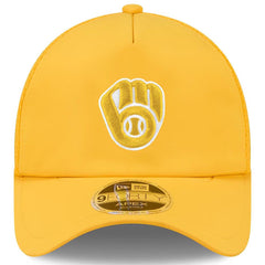 Milwaukee Brewers 2026 Batting Practice Apex 9FORTY Adjustable Trucker Hat Gold | New Era