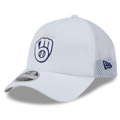 Milwaukee Brewers 2026 Batting Practice Apex 9FORTY Adjustable Trucker Hat White | New Era