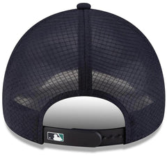 Seattle Mariners 2026 Batting Practice Apex 9FORTY Adjustable Trucker Hat Navy | New Era