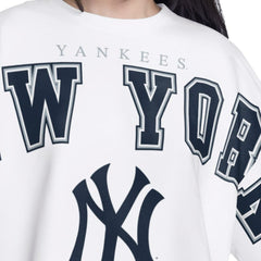 New York Yankees G-III 4Her by Carl Banks Women's Bleachers Cropped Pullover Sweatshirt White