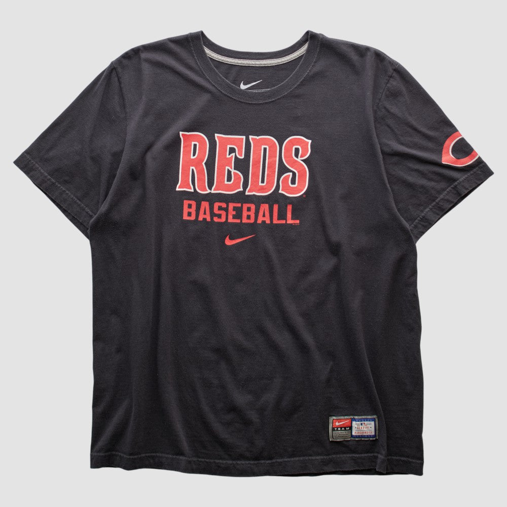 Cincinnati Reds 2010s T-shirt Black Vintage | Nike