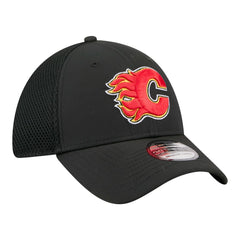 Calgary Flames New Era Logo 39THIRTY Flex Hat Black