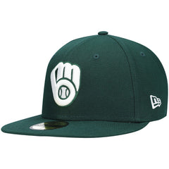 Milwaukee Brewers White Logo 59FIFTY Fitted Hat Green | New Era