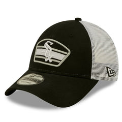 Chicago White Sox Logo Patch 9FORTY Trucker Snapback Hat Black/White | New Era