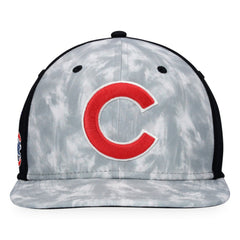Chicago Cubs Majestic Smoke Dye Snapback Hat Gray