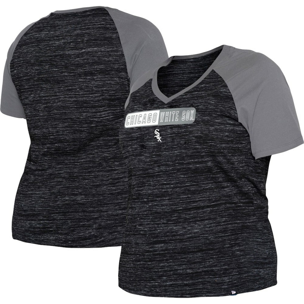 Chicago White Sox Women's Plus Size Space Dye Raglan V-Neck T-Shirt Black | New Era