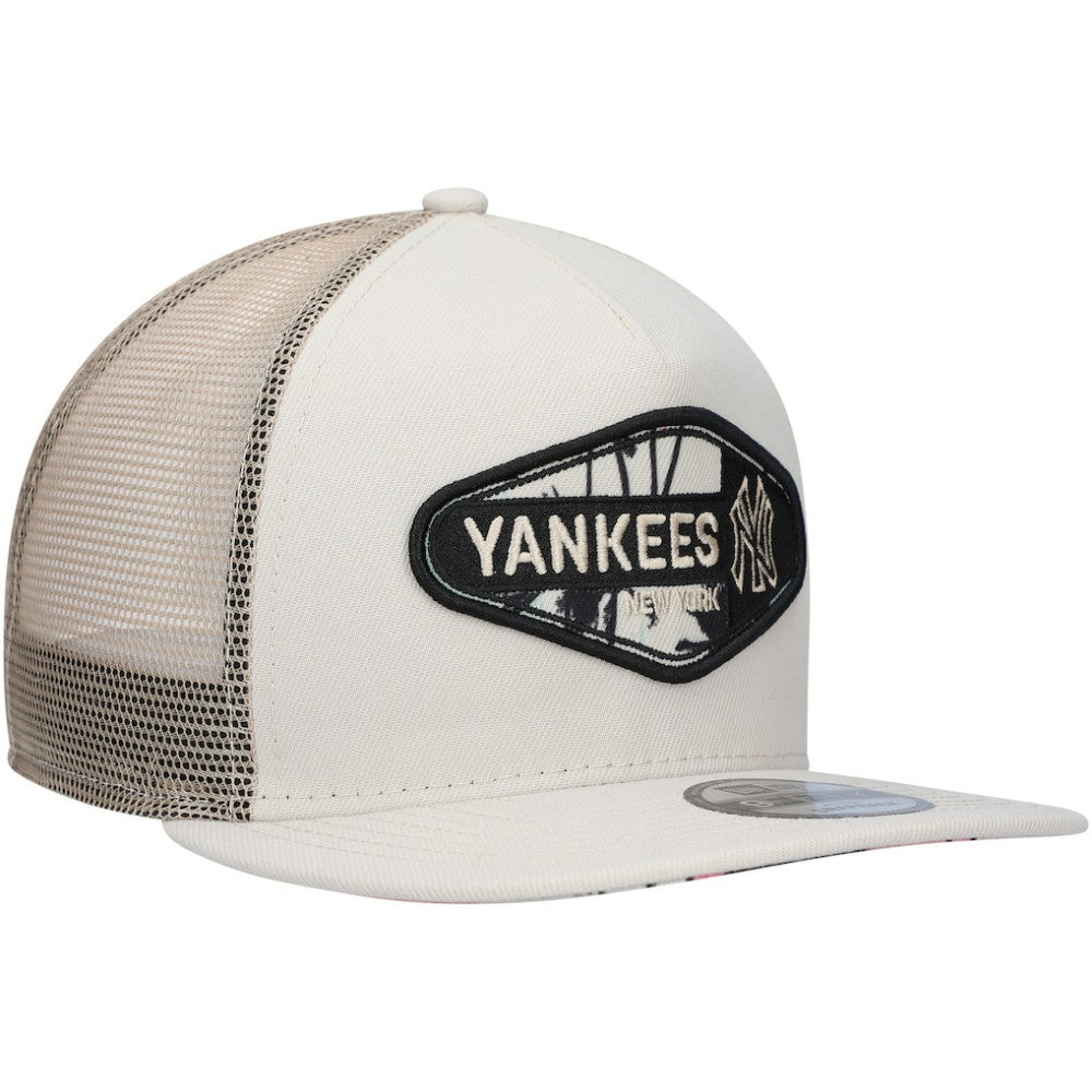 New York Yankees Retro Beachin' Patch A-Frame Trucker 9FIFTY Snapback Hat Natural | New Era