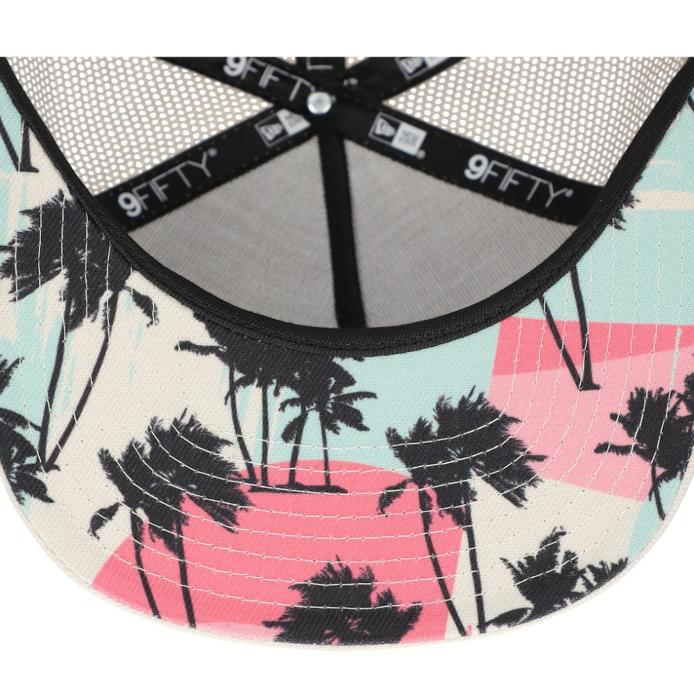 New York Yankees Retro Beachin' Patch A-Frame Trucker 9FIFTY Snapback Hat Natural | New Era