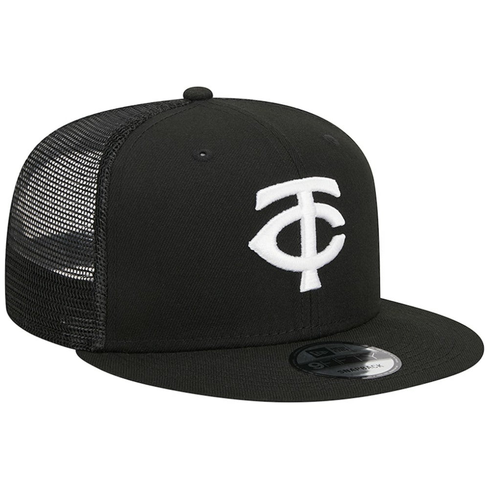 Minnesota Twins Trucker 9FIFTY Snapback Hat Black | New Era