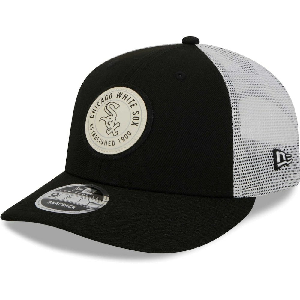 Chicago White Sox Circle Trucker Low Profile 9FIFTY Snapback Hat Black | New Era