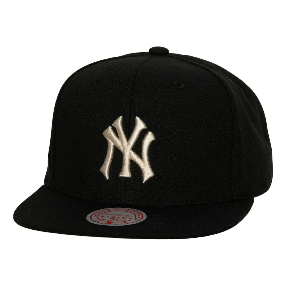 New York Yankees Cooperstown Collection True Classics Snapback Hat Black | Mitchell & Ness