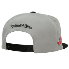 Chicago White Sox Cooperstown Collection Away Snapback Hat Gray | Mitchell & Ness