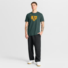 Athletics Icon T-Shirt Green | Nike