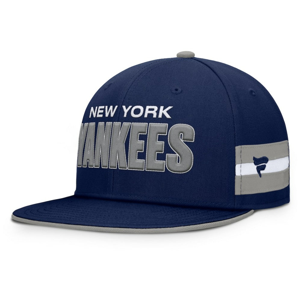 New York Yankees Pick Off Fitted Hat Navy
