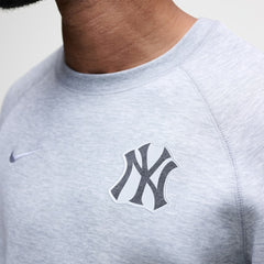New York Yankees Tech Fleece Raglan Sweatshirt Heather Charcoal | Nike