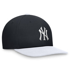 New York Yankees Two-Tone Snapback Hat Navy/White | Nike