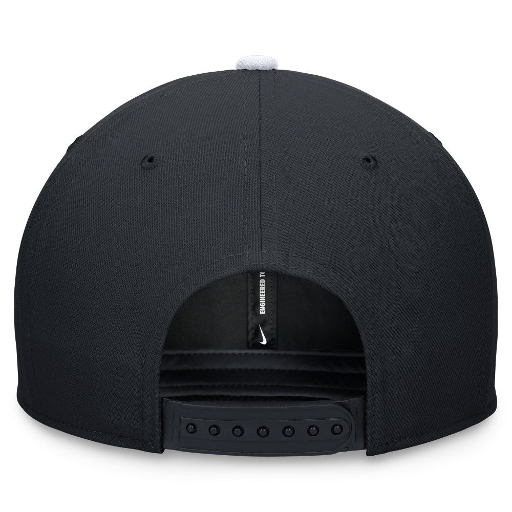 New York Yankees Two-Tone Snapback Hat Navy/White | Nike