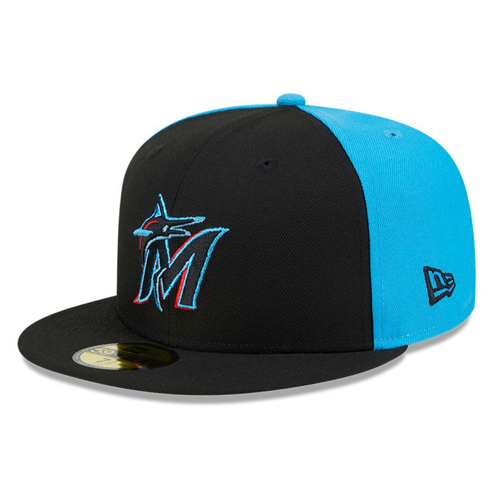 Miami Marlins Gameday Sideswipe 59FIFTY Fitted Hat Black/Blue | New Era