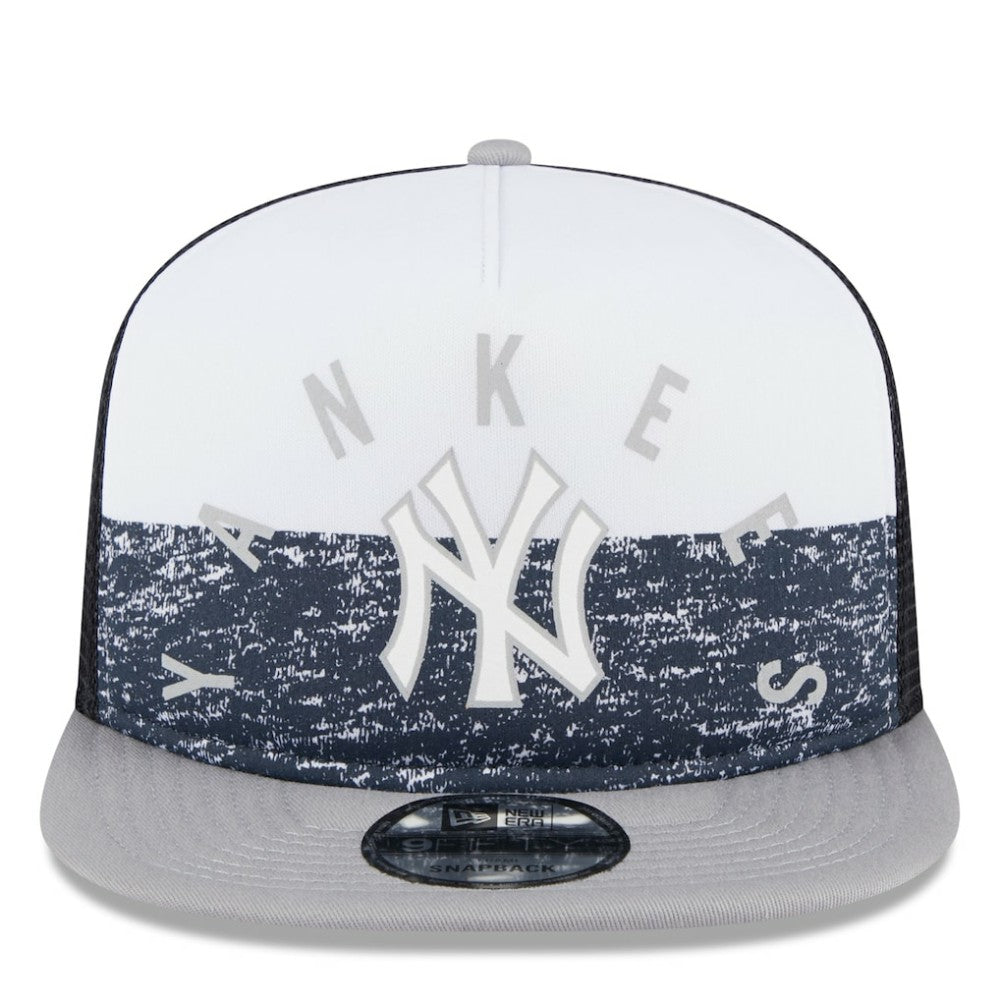 New York Yankees Team Foam Front A-Frame Trucker 9FIFTY Snapback Hat White/Gray | New Era