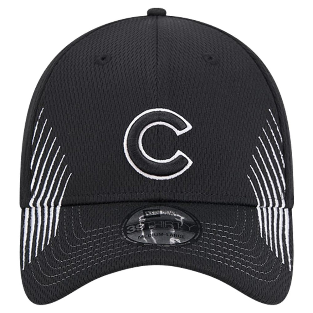 Chicago Cubs Active Dash Mark 39THIRTY Flex Hat Black | New Era