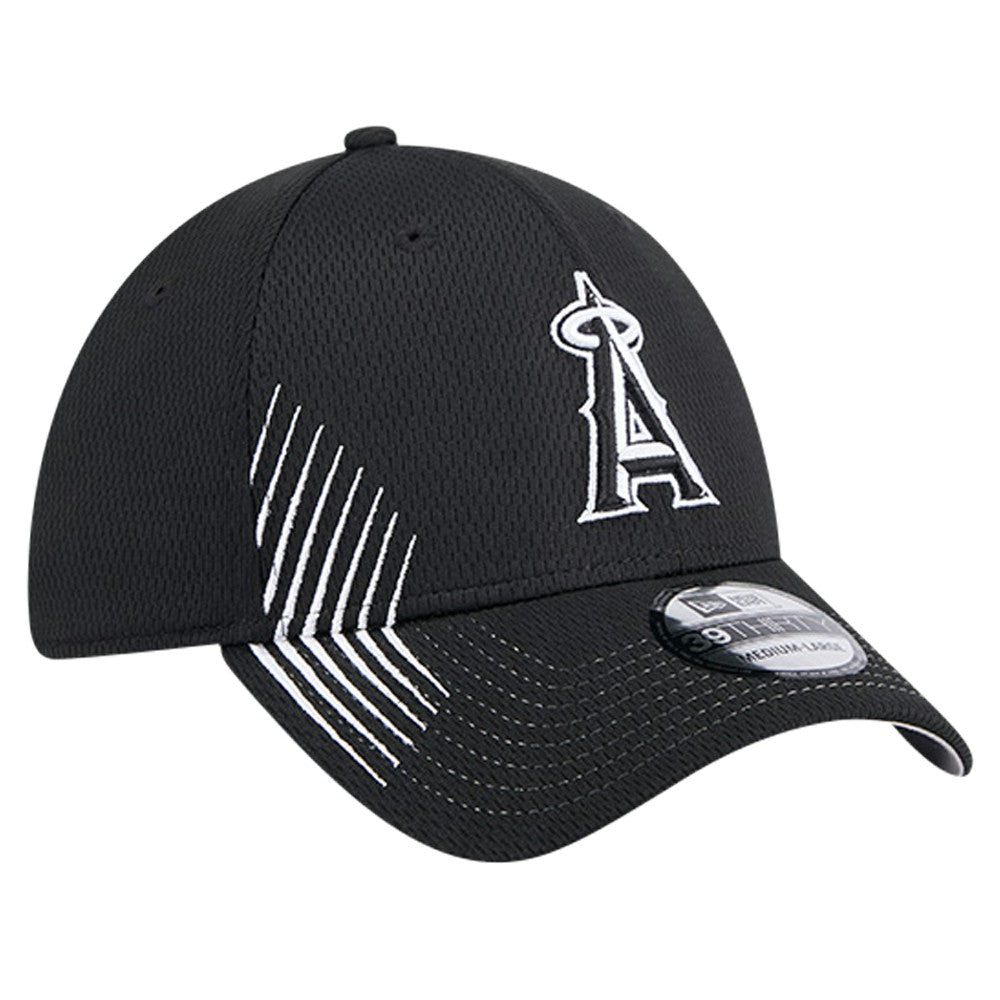 Los Angeles Angels Active Dash Mark 39THIRTY Flex Hat Black | New Era