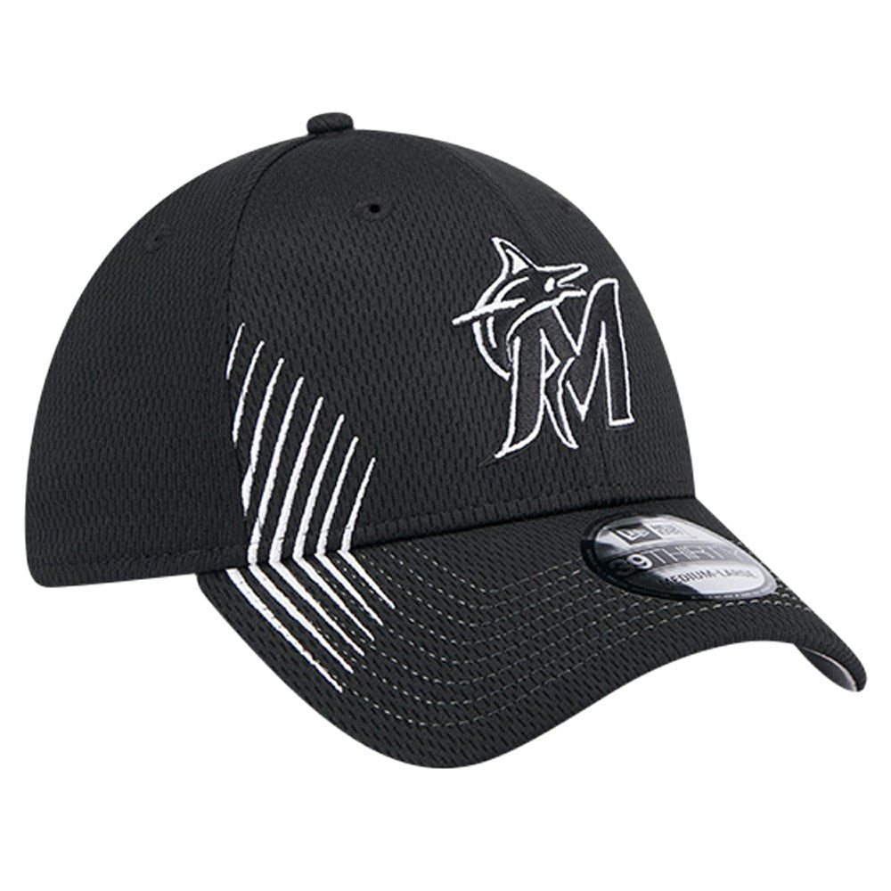 Miami Marlins Active Dash Mark 39THIRTY Flex Hat Black | New Era