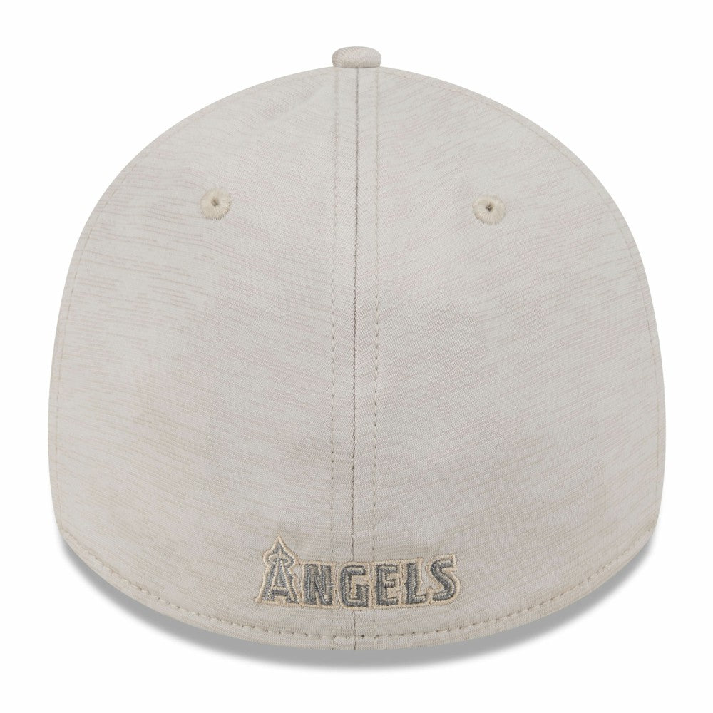 Los Angeles Angels 2024 Clubhouse 39THIRTY Flex Hat Cream | New Era