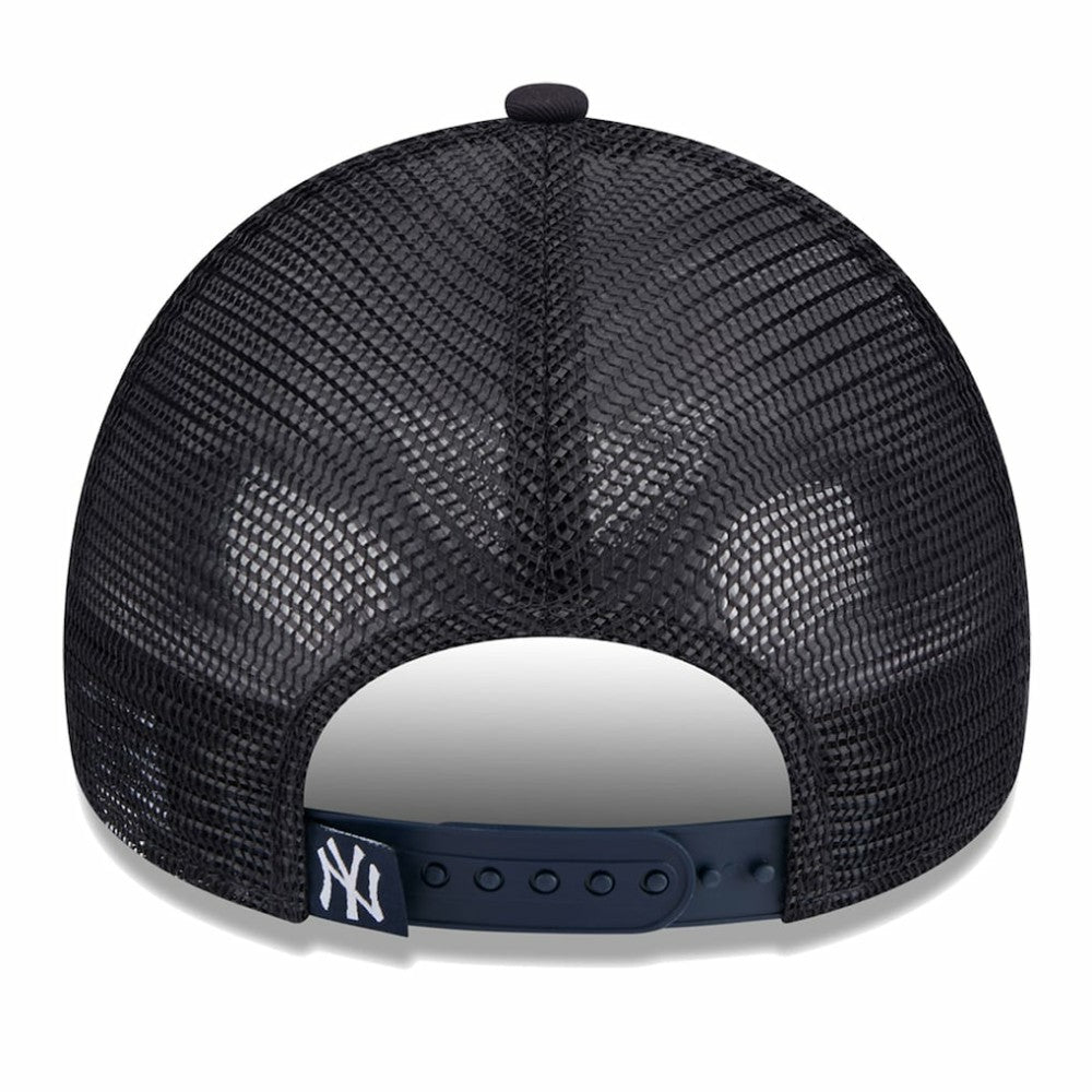 New York Yankees Women's Throwback Team Foam Front A-Frame Trucker 9FORTY Adjustable Hat White/Navy | New Era