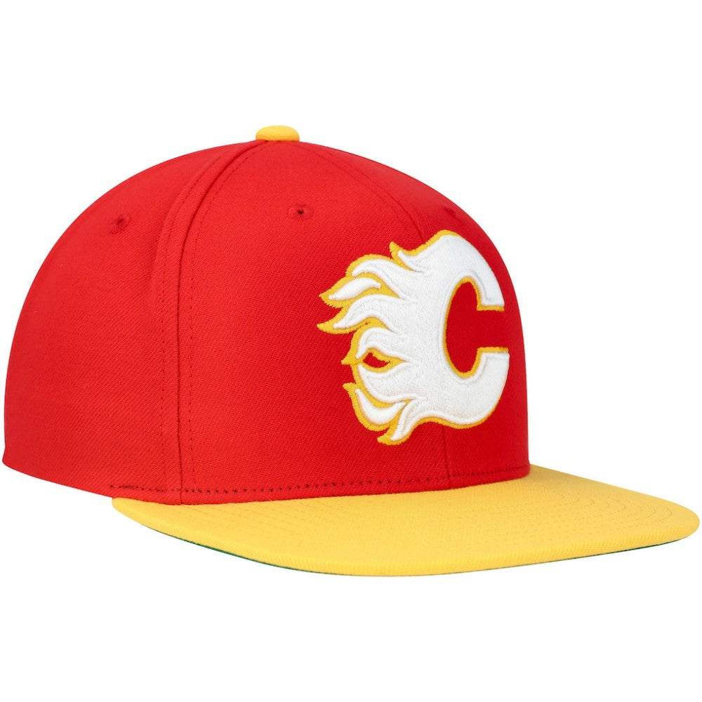 Calgary Flames Mitchell & Ness Core Team Ground 2.0 Snapback Hat Red