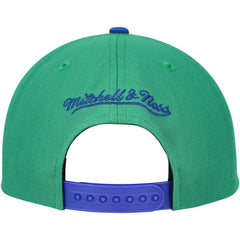 Vancouver Canucks Mitchell & Ness Core Team Ground 2.0 Snapback Hat Green