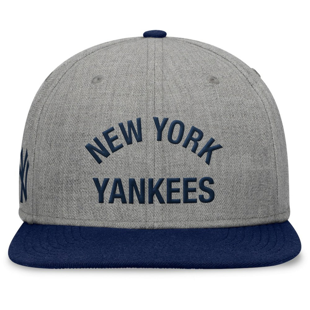 New York Yankees Elements Flat Brim Snapbuckle Hat Heather Gray/Navy