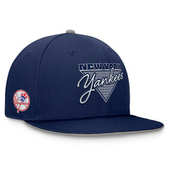 New York Yankees Fundamental Tri-Script Fitted Hat Navy